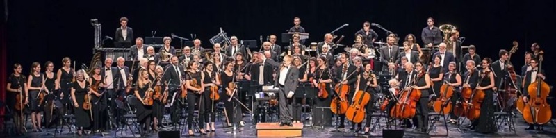 Salut de l'orchestre à la fin d'un concert
